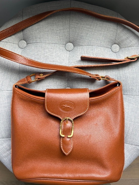 Longchamp Handbags - Longchamp rare vintage cognac leather cross body handbag